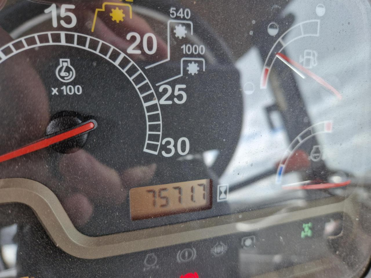 Farm tractor Case-IH JX 95: picture 8 Farm tractor Case-IH JX 95: picture 8