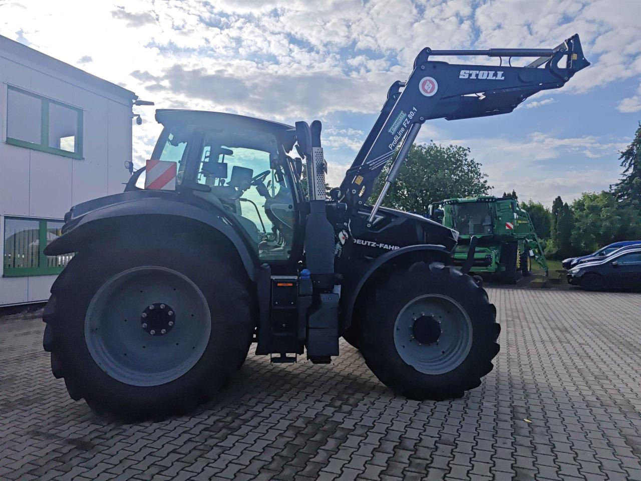 Deutz-Fahr 6215 TTV - Farm tractor: picture 2 Deutz-Fahr 6215 TTV - Farm tractor: picture 2