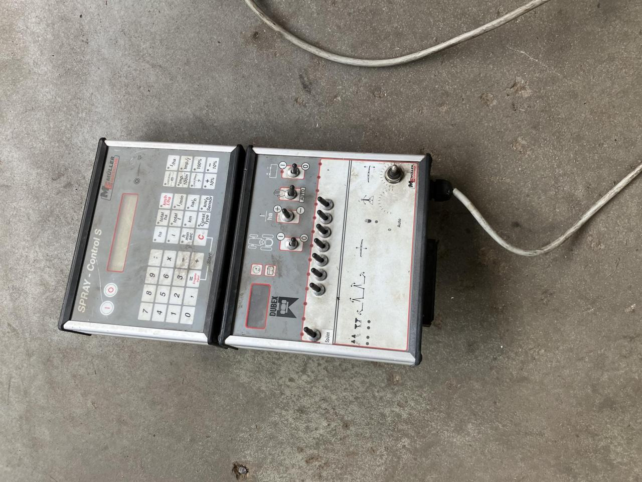 Dubex Junior 2500-27 - Trailed sprayer: picture 5 Dubex Junior 2500-27 - Trailed sprayer: picture 5