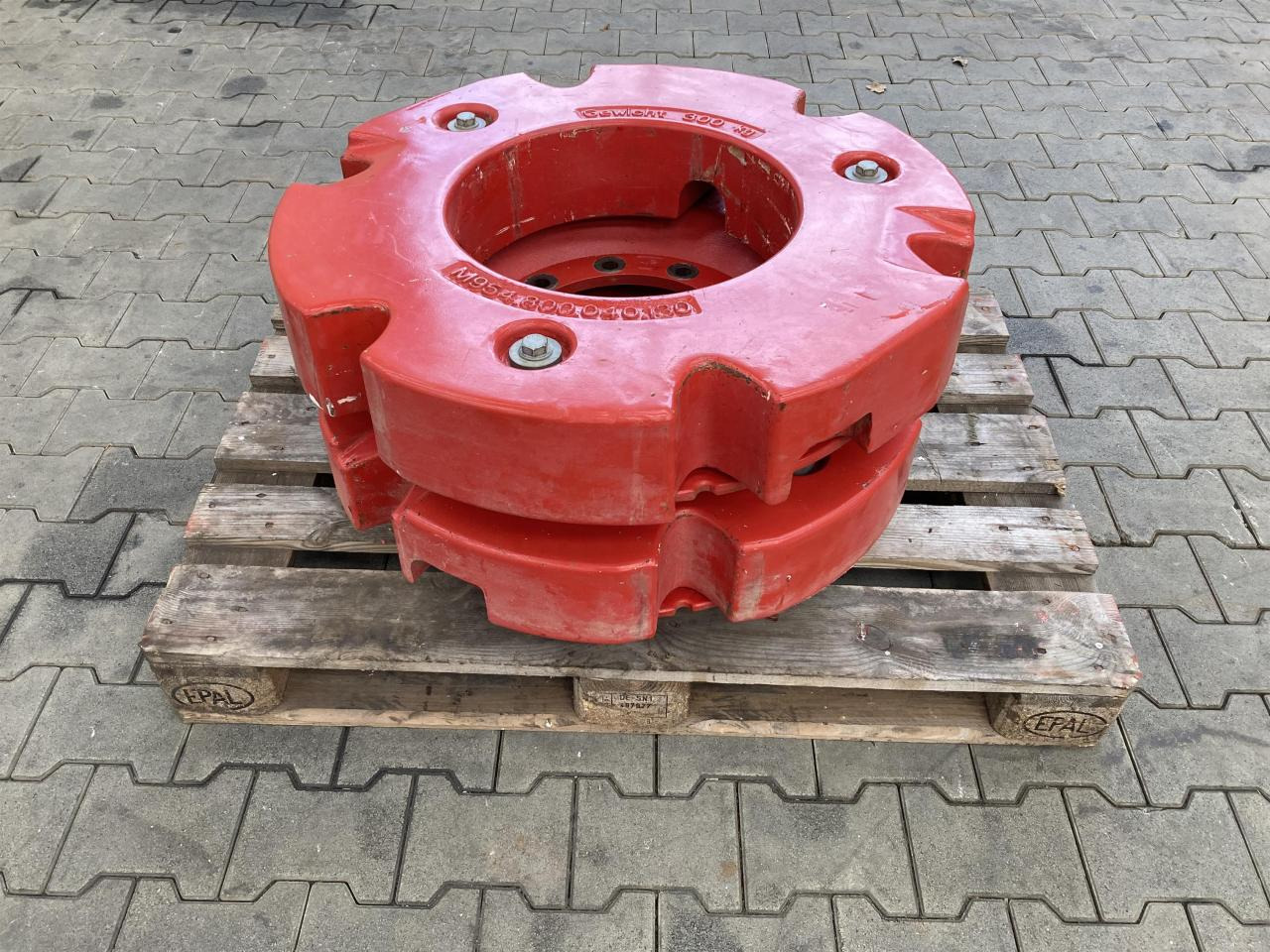 Counterweight Fendt 2x 300 kg: picture 1