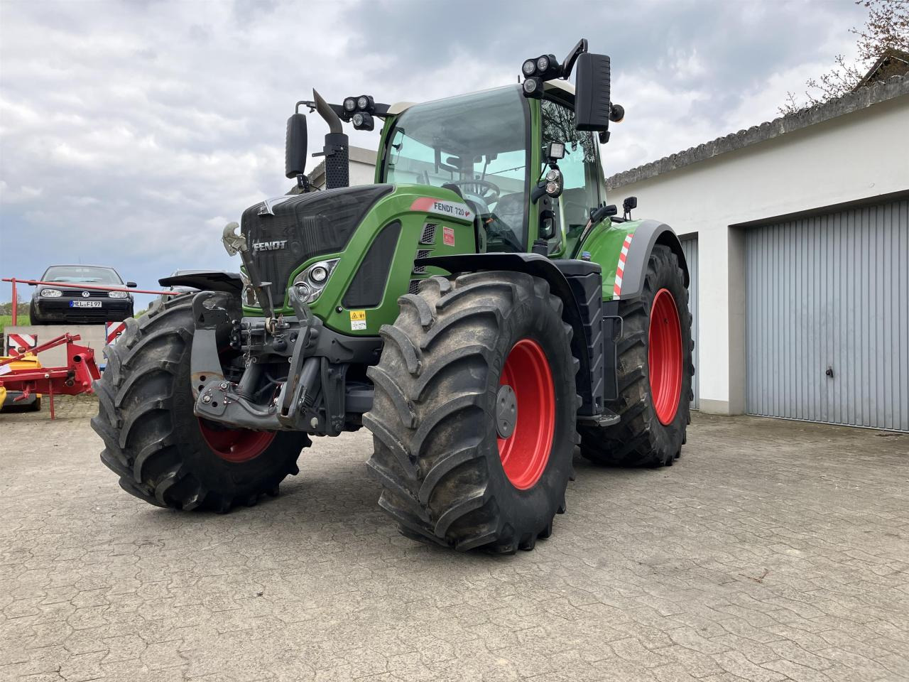 Fendt 724 S4 ProfiPlus - Farm tractor: picture 2 Fendt 724 S4 ProfiPlus - Farm tractor: picture 2