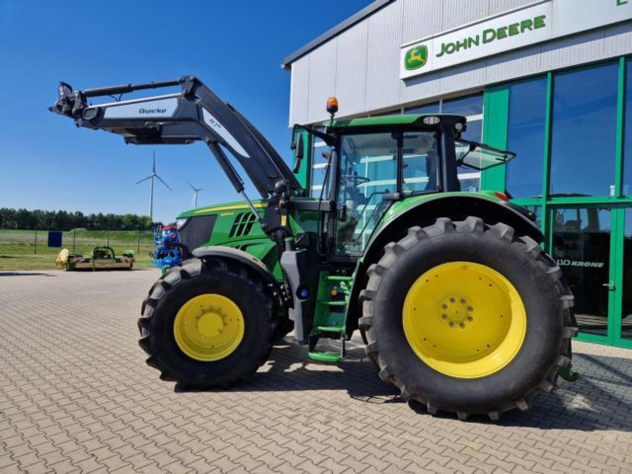 John Deere 6195M - Farm tractor: picture 2 John Deere 6195M - Farm tractor: picture 2