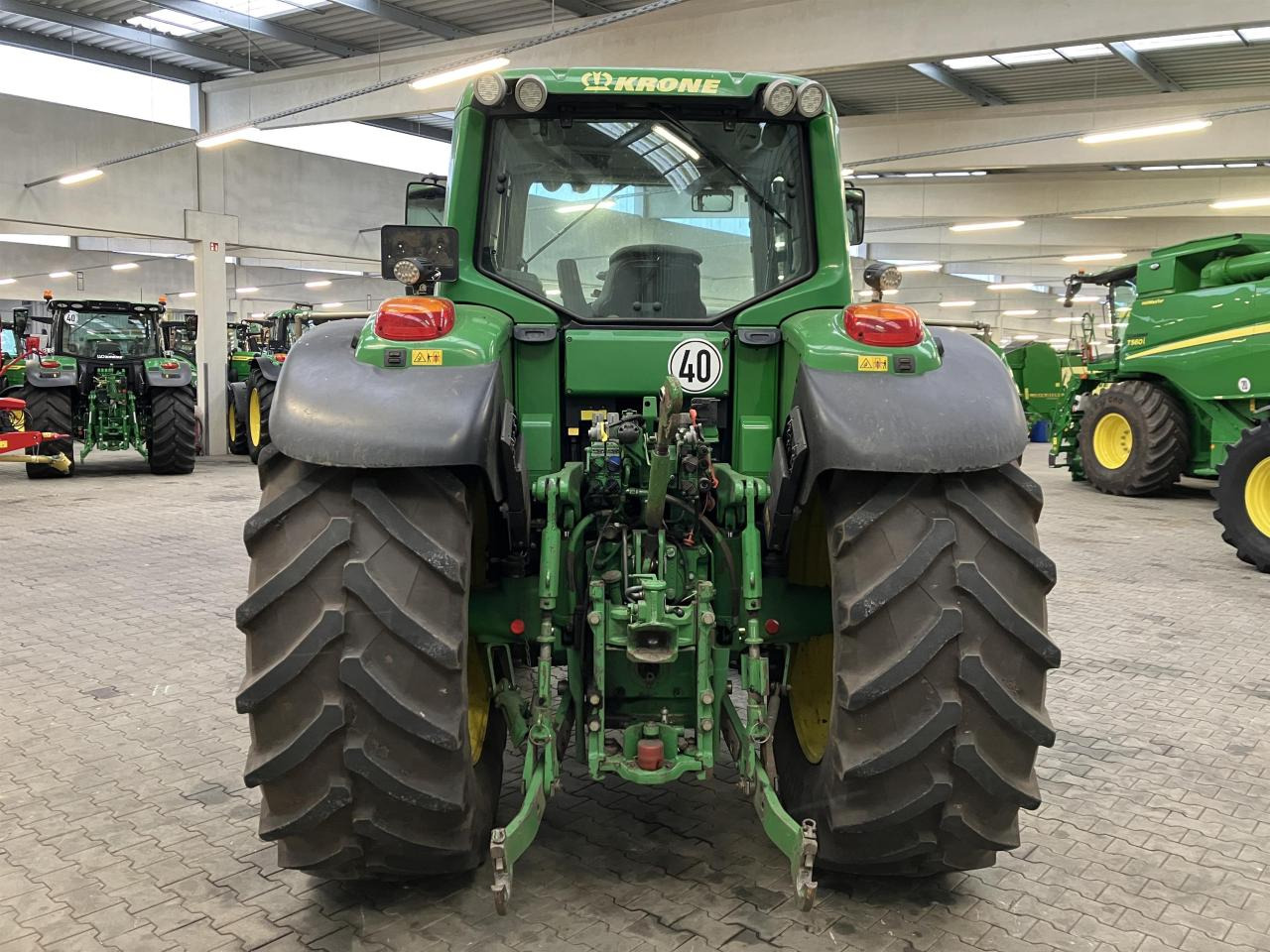 John Deere 6830 Premium - Farm tractor: picture 5 John Deere 6830 Premium - Farm tractor: picture 5