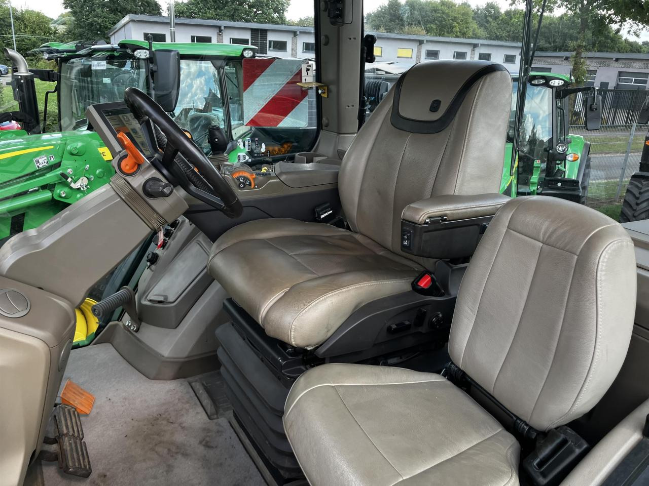 Farm tractor John Deere 7R 290 (MY21): picture 7