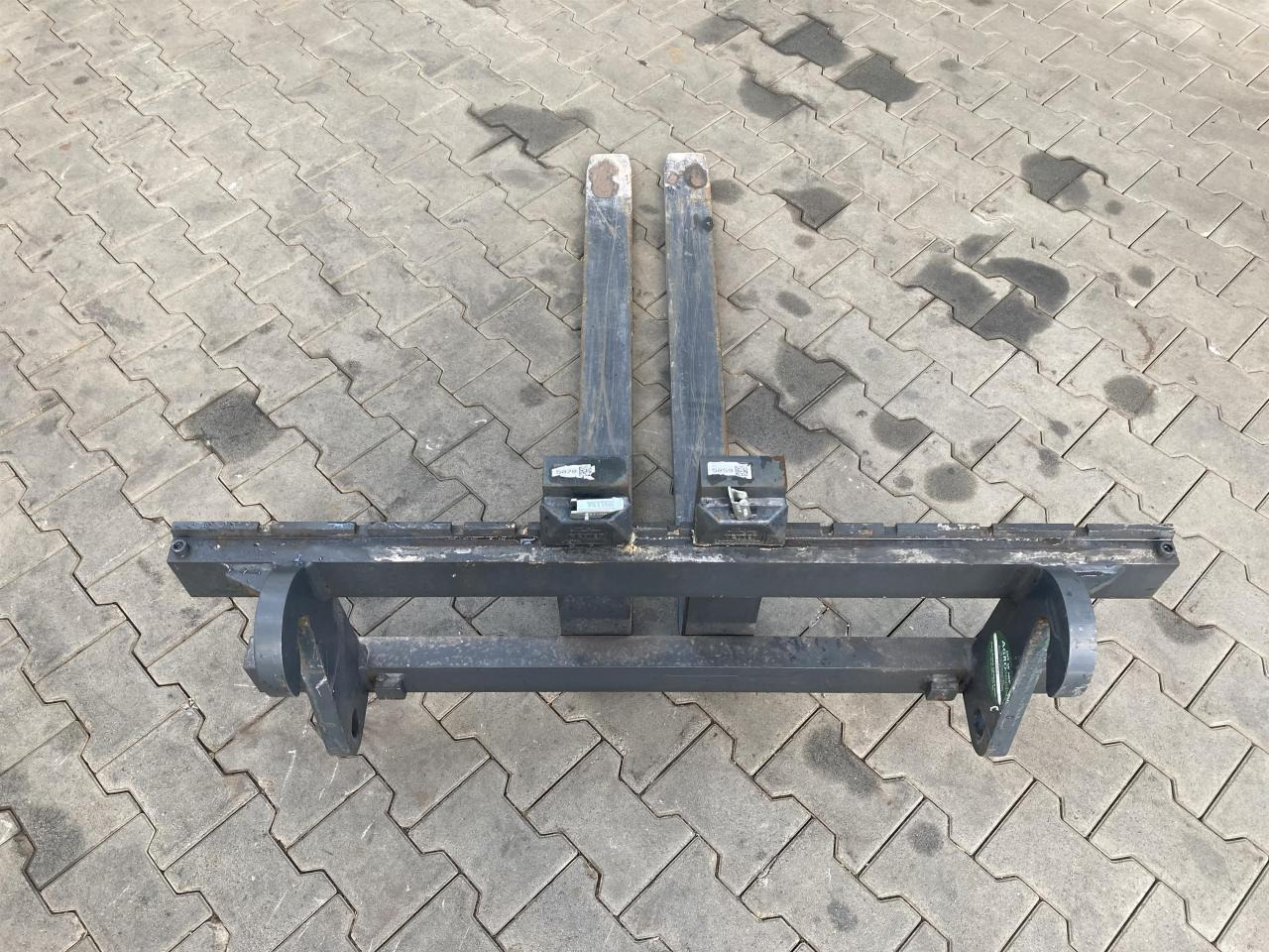 Kramer 1200 mm - Bucket: picture 3 Kramer 1200 mm - Bucket: picture 3