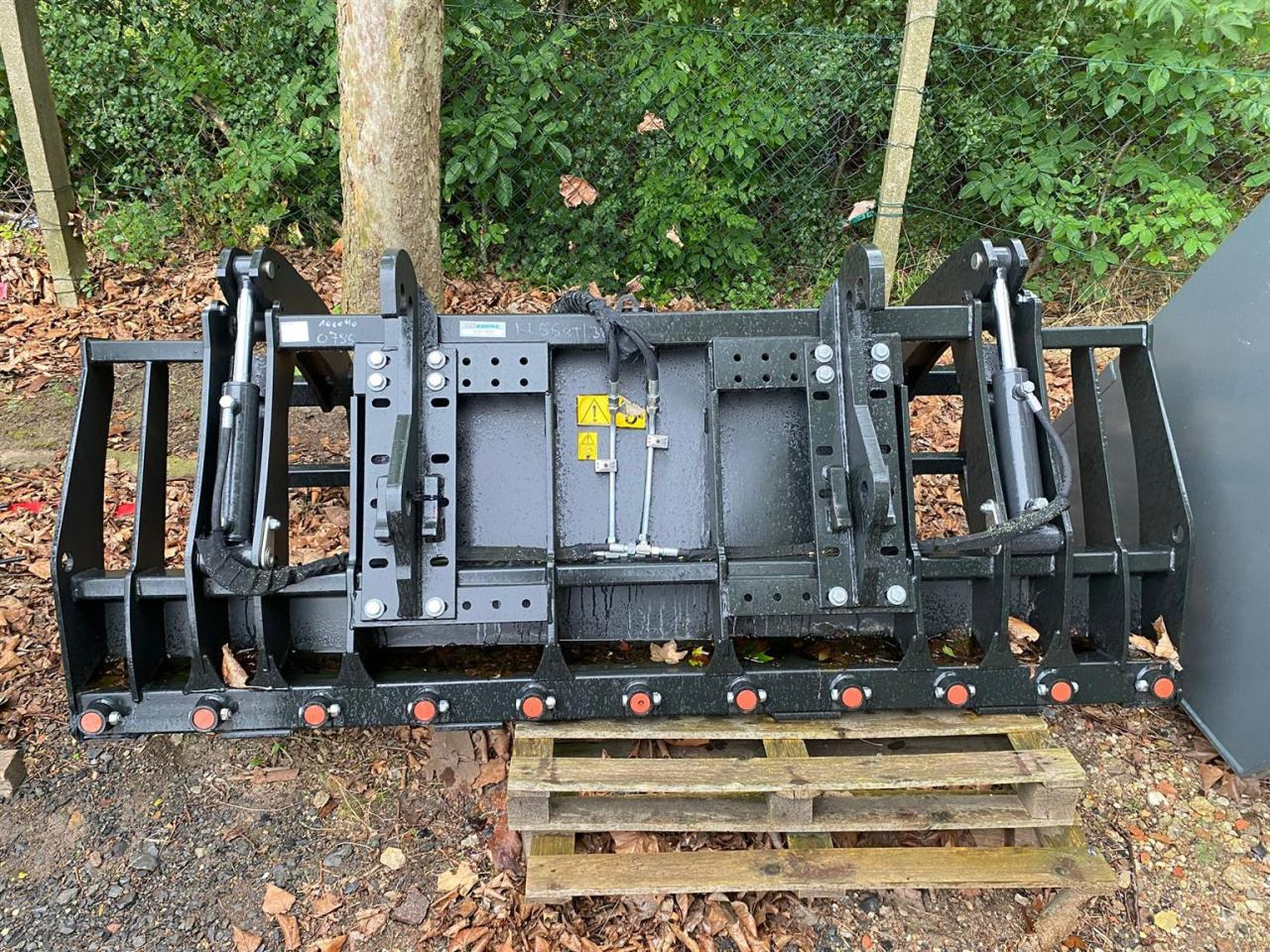 Kramer 2550 mm - Bucket: picture 2 Kramer 2550 mm - Bucket: picture 2