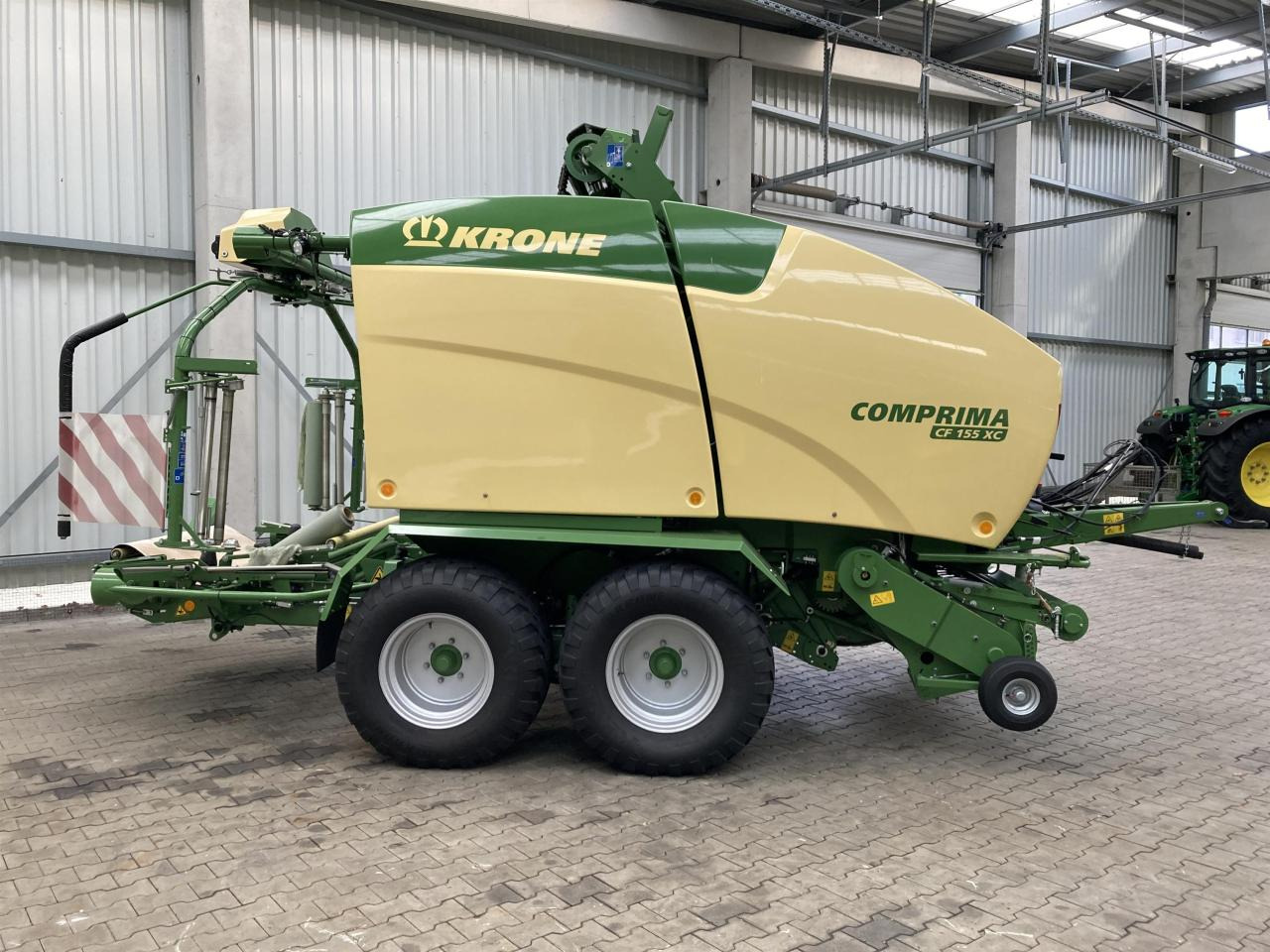 Krone CF 155 XC - Round baler: picture 3 Krone CF 155 XC - Round baler: picture 3