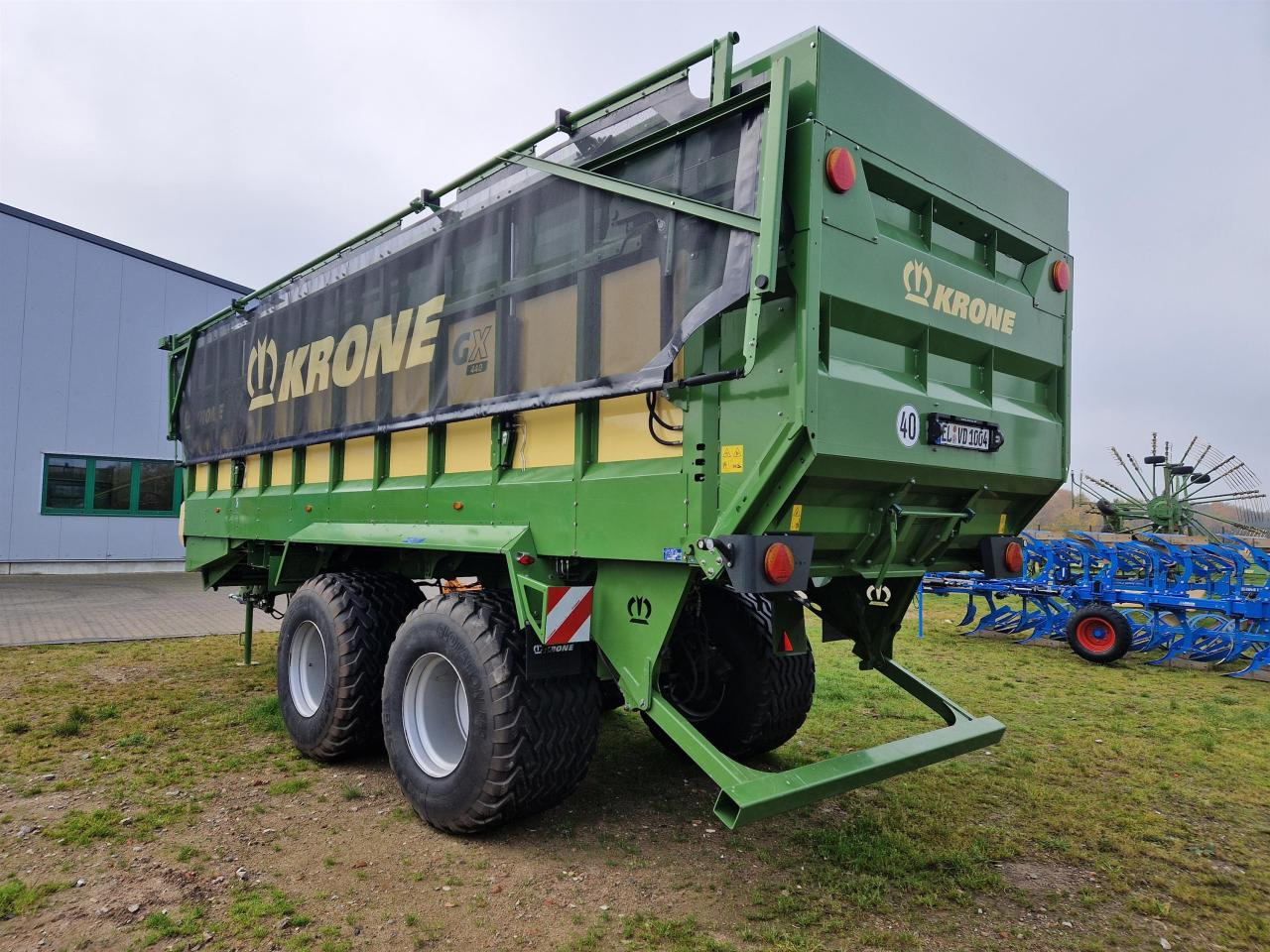 Krone GX 440 - Farm tipping trailer/ Dumper: picture 3 Krone GX 440 - Farm tipping trailer/ Dumper: picture 3