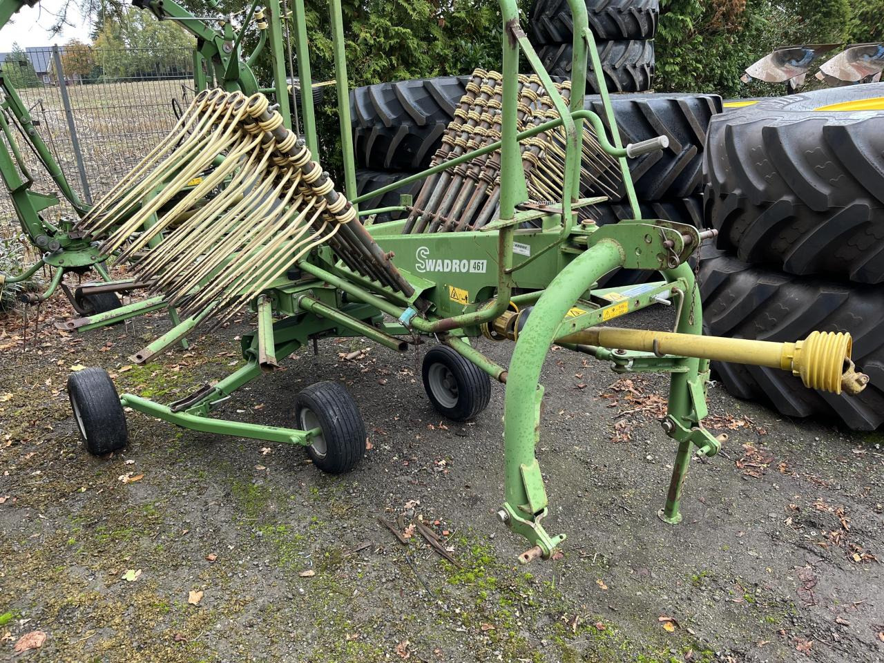 Krone SWADRO 461 - Tedder/ Rake: picture 2 Krone SWADRO 461 - Tedder/ Rake: picture 2