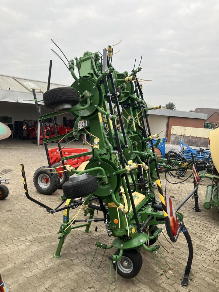 Krone Vendro 1020 - Tedder/ Rake: picture 4 Krone Vendro 1020 - Tedder/ Rake: picture 4