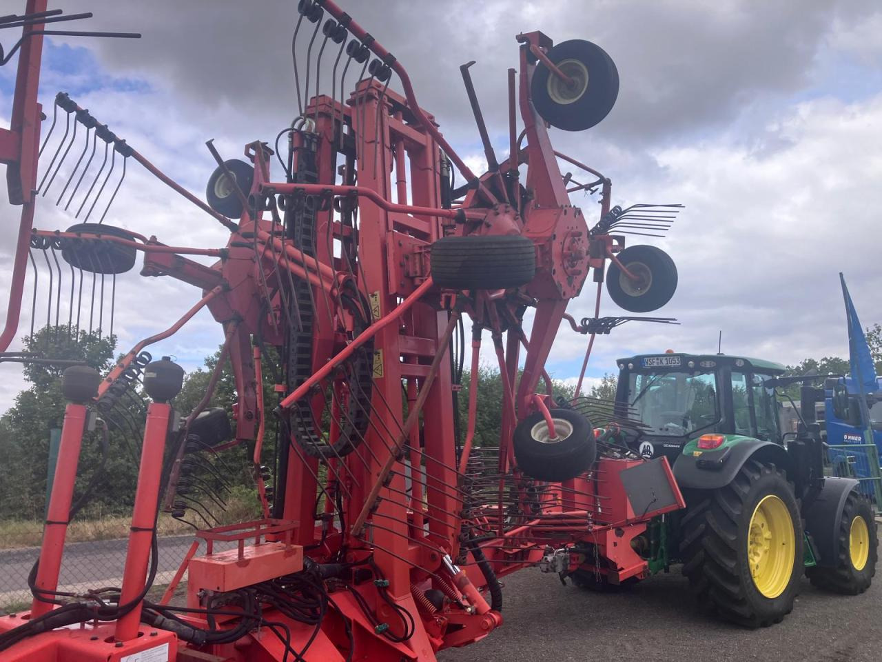 Kuhn GA 15021 - Tedder/ Rake: picture 3 Kuhn GA 15021 - Tedder/ Rake: picture 3