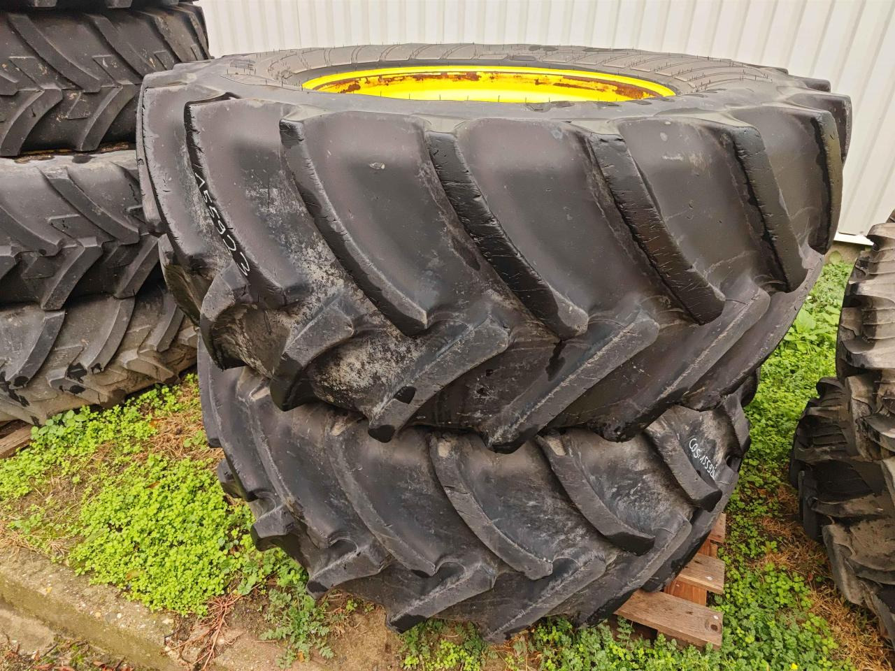 Mitas 600/65R34 - Tire for Agricultural machinery: picture 1 Mitas 600/65R34 - Tire for Agricultural machinery: picture 1