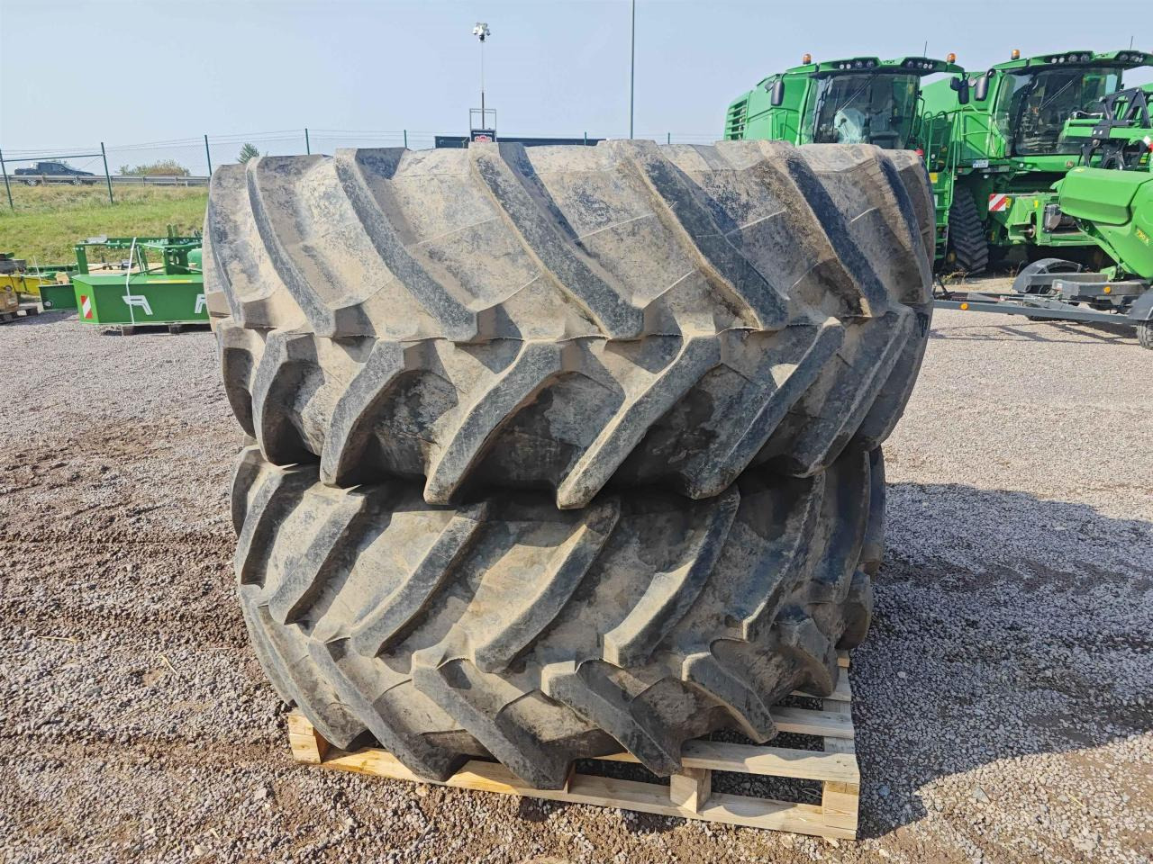 Trelleborg 710/70R42 - Tire for Agricultural machinery: picture 1 Trelleborg 710/70R42 - Tire for Agricultural machinery: picture 1