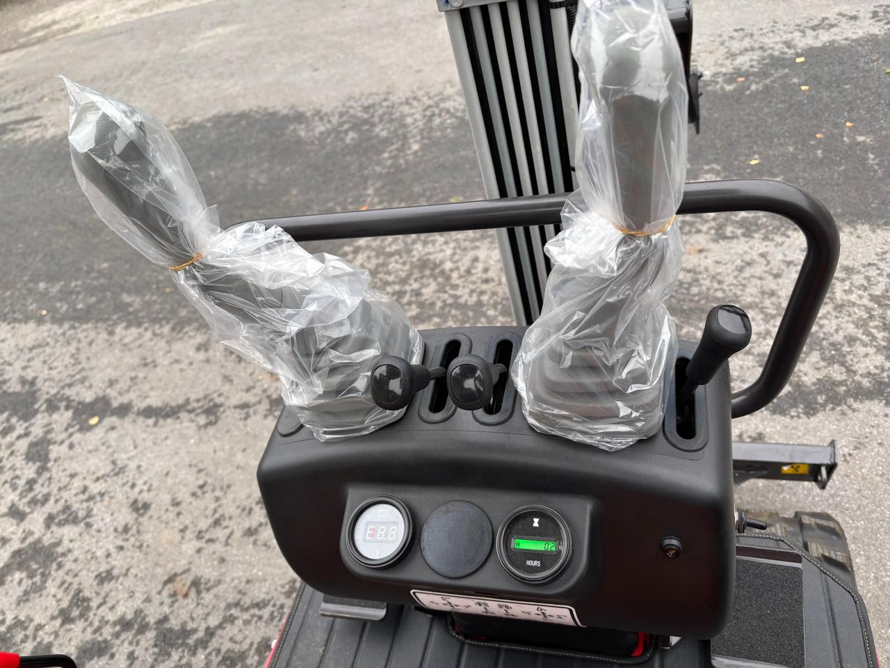 Rhinoceros MY10-8 - Mini excavator: picture 5 Rhinoceros MY10-8 - Mini excavator: picture 5