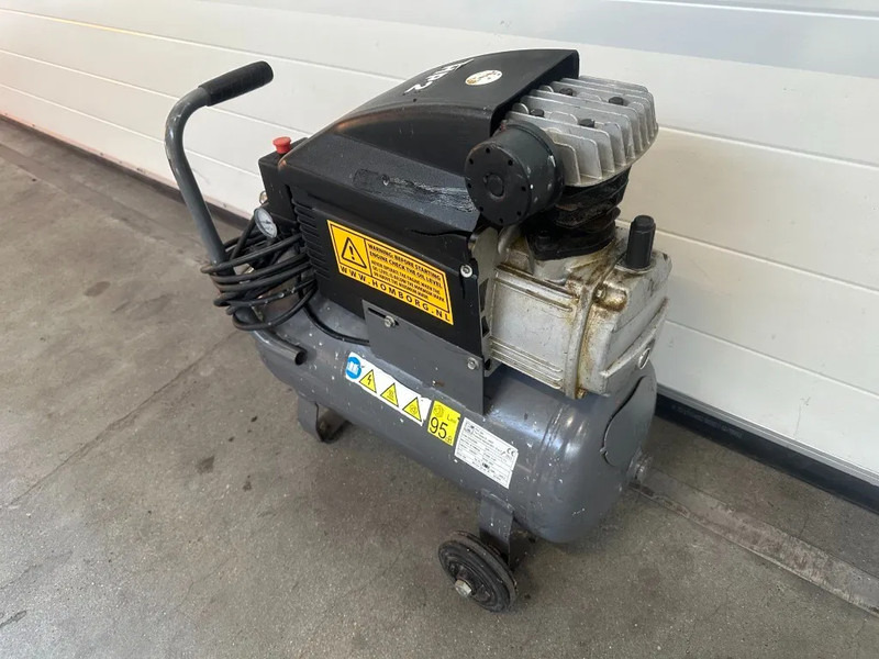 Air compressor Airmec FIAC BXA 25200 Elektrische Zuigercompressor 2 PK 150 L / min 8 Bar: picture 8 Air compressor Airmec FIAC BXA 25200 Elektrische Zuigercompressor 2 PK 150 L / min 8 Bar: picture 8