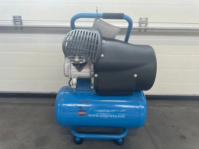 Airpress HL 425-24 Elektrische Zuigercompressor 3 PK 392 L / min 8 Bar Overstock New ! - Air compressor: picture 1 Airpress HL 425-24 Elektrische Zuigercompressor 3 PK 392 L / min 8 Bar Overstock New ! - Air compressor: picture 1