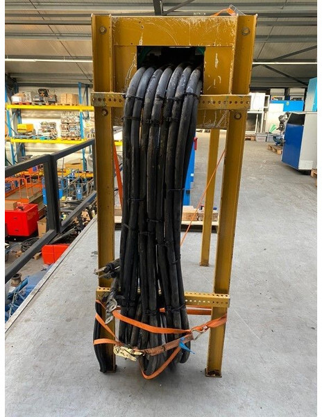 Caterpillar Schneider 1600 Ampere Vermogensschakelaar Breaker 1000 kVA - Generator set: picture 4 Caterpillar Schneider 1600 Ampere Vermogensschakelaar Breaker 1000 kVA - Generator set: picture 4