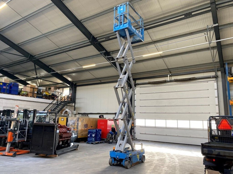 Scissor lift Genie GS 1932 Elektrische Schaarhoogwerker 7.8 meter werkhoogte 304 uur !: picture 13