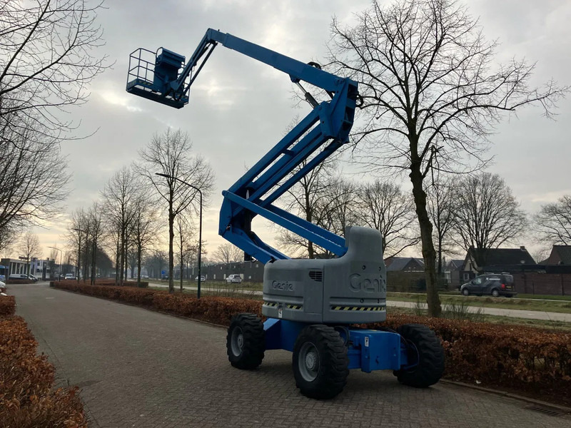 Genie Z60/34 Deutz Diesel 4 x 4 Knik Telescoop Hoogwerker 20.4 meter werkhoogte - Articulated boom: picture 5 Genie Z60/34 Deutz Diesel 4 x 4 Knik Telescoop Hoogwerker 20.4 meter werkhoogte - Articulated boom: picture 5