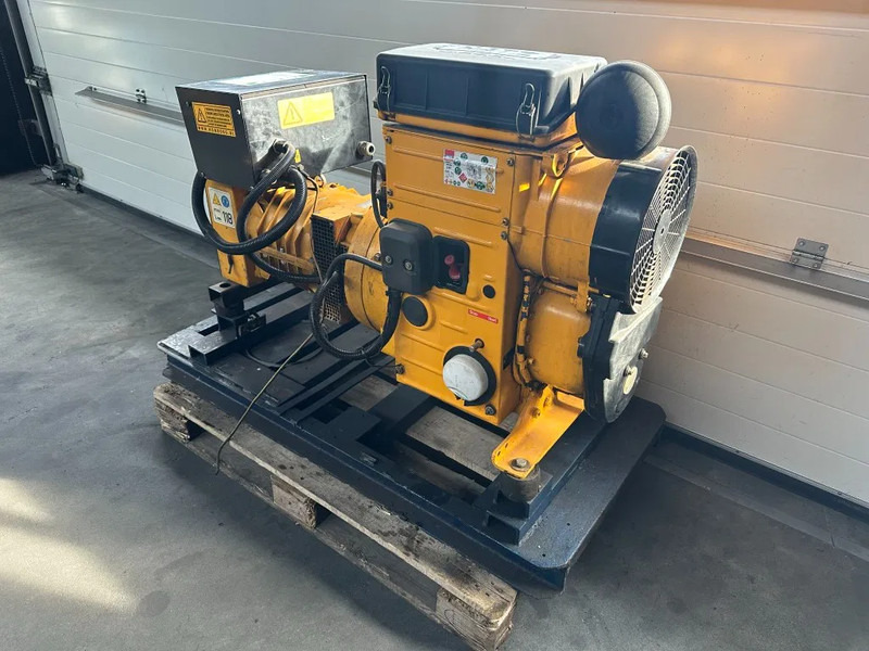 Hatz 2M41 15 kVA generatorset - Generator set: picture 4 Hatz 2M41 15 kVA generatorset - Generator set: picture 4