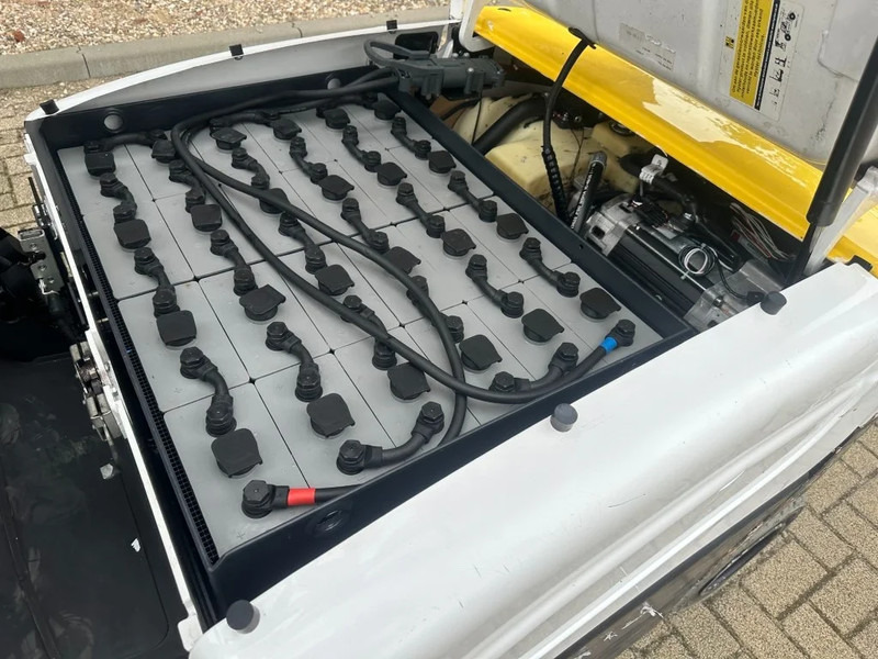 Electric forklift Hyster J1.8XN MWB 1.8 ton Triplex Freelift Sideshift Positioner Elektra Heftruck Accu 2023: picture 13