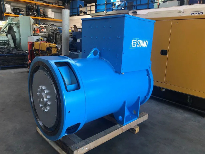 Leroy Somer SDMO 1880 kVA generatordeel SDMO 1880 kVA generatordeel op frame - Generator set: picture 1 Leroy Somer SDMO 1880 kVA generatordeel SDMO 1880 kVA generatordeel op frame - Generator set: picture 1