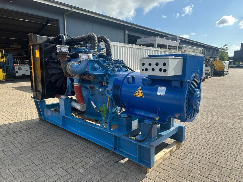 MTU 12V 2000 Marelli 750 kVA generatorset - Generator set: picture 2 MTU 12V 2000 Marelli 750 kVA generatorset - Generator set: picture 2