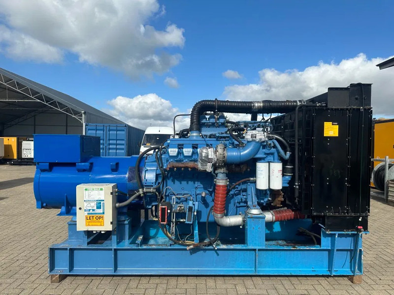 MTU 12V 2000 Marelli 750 kVA generatorset - Generator set: picture 1 MTU 12V 2000 Marelli 750 kVA generatorset - Generator set: picture 1