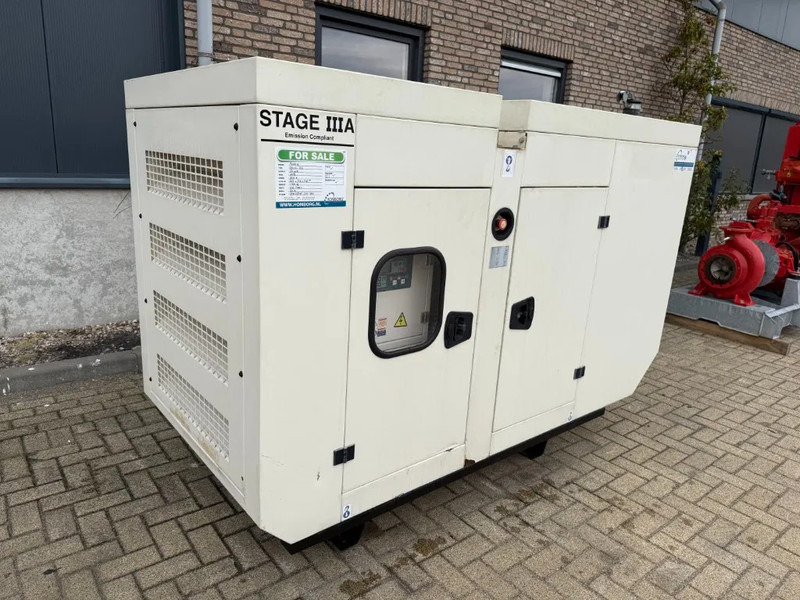 Perkins 1103A-33G 33 kVA Silent generatorset as New ! 231 hours ! - Generator set: picture 4 Perkins 1103A-33G 33 kVA Silent generatorset as New ! 231 hours ! - Generator set: picture 4