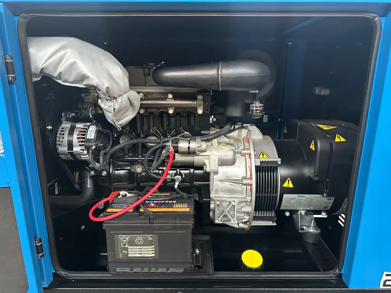 Perkins Leroy Somer 22 kVA Silent noodstroom systeem generatorset NSA XXL tank met ATS New ! - Generator set: picture 5 Perkins Leroy Somer 22 kVA Silent noodstroom systeem generatorset NSA XXL tank met ATS New ! - Generator set: picture 5