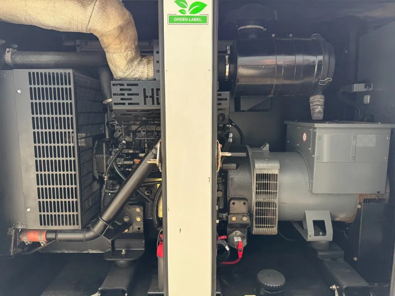 SDMO R90 C3 John Deere Leroy Somer 90 kVA Silent Rental generatorset - Generator set: picture 5 SDMO R90 C3 John Deere Leroy Somer 90 kVA Silent Rental generatorset - Generator set: picture 5