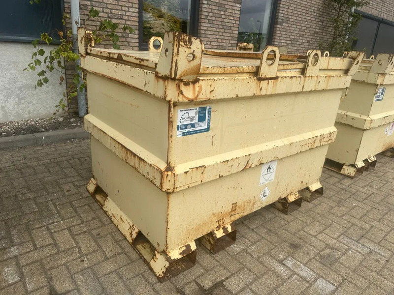 Tolsma Kiwa IBC 1150 liter Dieseltank Milieutank - Shipping container: picture 4 Tolsma Kiwa IBC 1150 liter Dieseltank Milieutank - Shipping container: picture 4