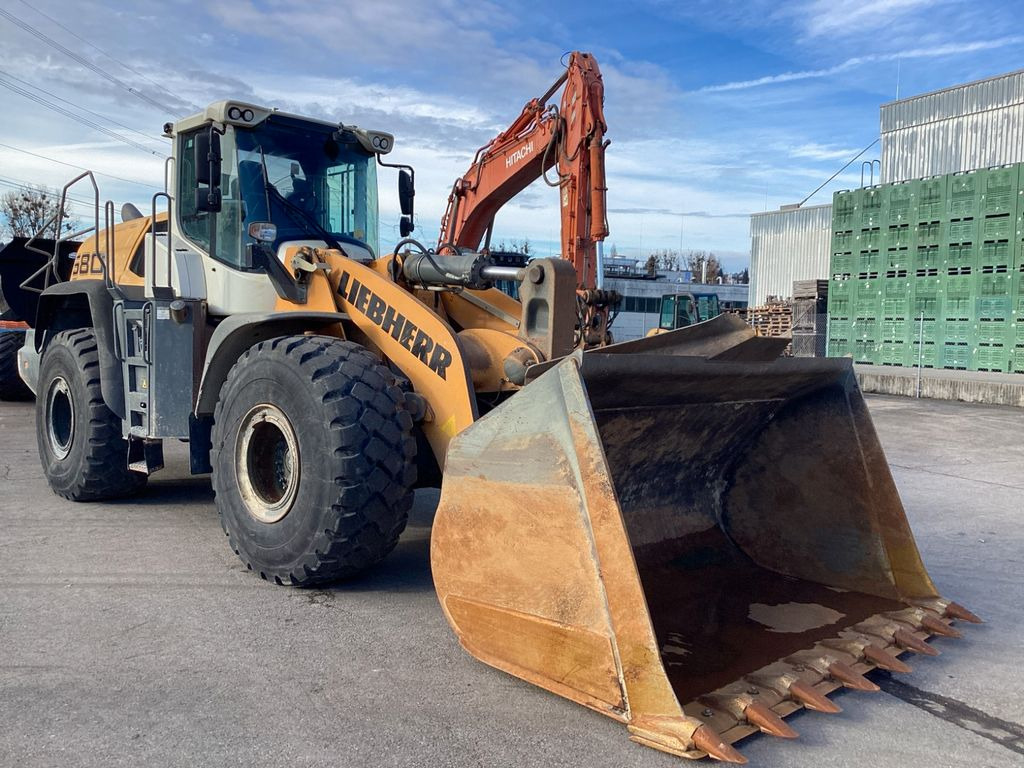 Liebherr L580 Xpower IV Zentralschmierung 5,4 kubik Schau - Wheel loader: picture 4 Liebherr L580 Xpower IV Zentralschmierung 5,4 kubik Schau - Wheel loader: picture 4