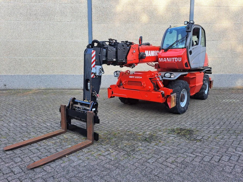 Manitou MRT 2150+ Privilege All-Terrain Rotating Telehandler (2015) - Telescopic handler: picture 1 Manitou MRT 2150+ Privilege All-Terrain Rotating Telehandler (2015) - Telescopic handler: picture 1