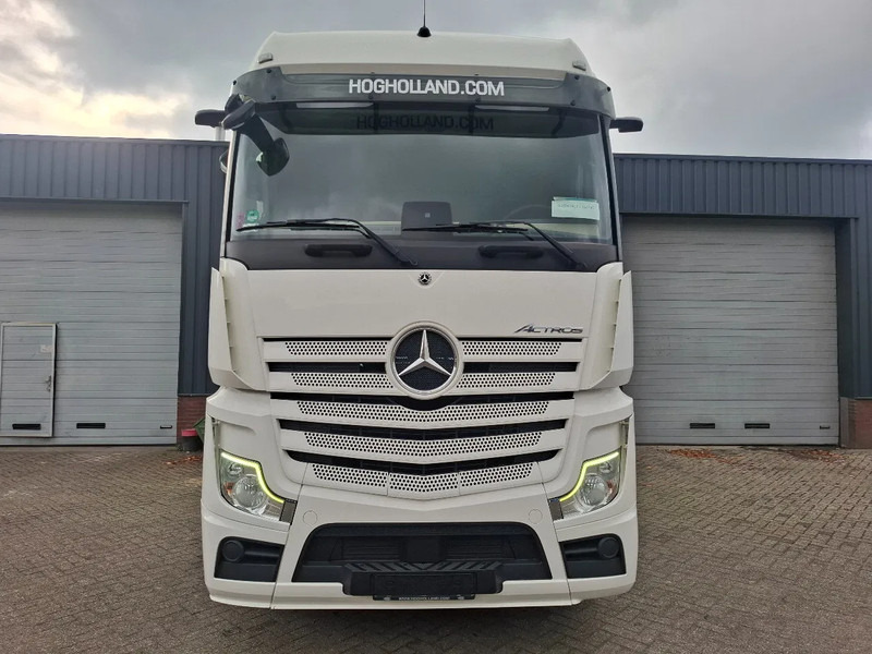 Mercedes-Benz Actros 1945 More PCS in stock - Tractor unit: picture 3 Mercedes-Benz Actros 1945 More PCS in stock - Tractor unit: picture 3