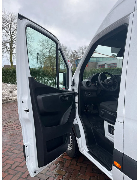 Mercedes-Benz Sprinter 317 CDI L2H2 leasing Mercedes-Benz Sprinter 317 CDI L2H2: picture 19