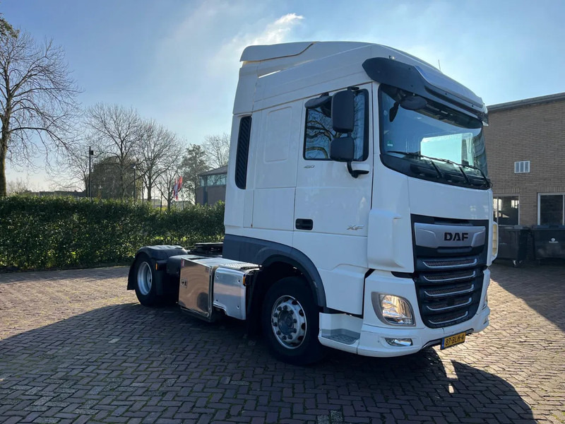 DAF XF 450 FT - Tractor unit: picture 5 DAF XF 450 FT - Tractor unit: picture 5