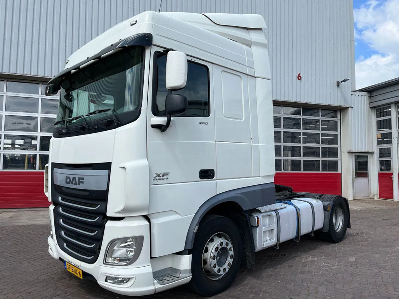 DAF XF 460 FT - Tractor unit: picture 5 DAF XF 460 FT - Tractor unit: picture 5