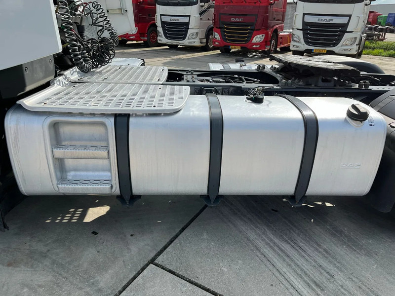 Tractor unit DAF XF 480 FT: picture 13
