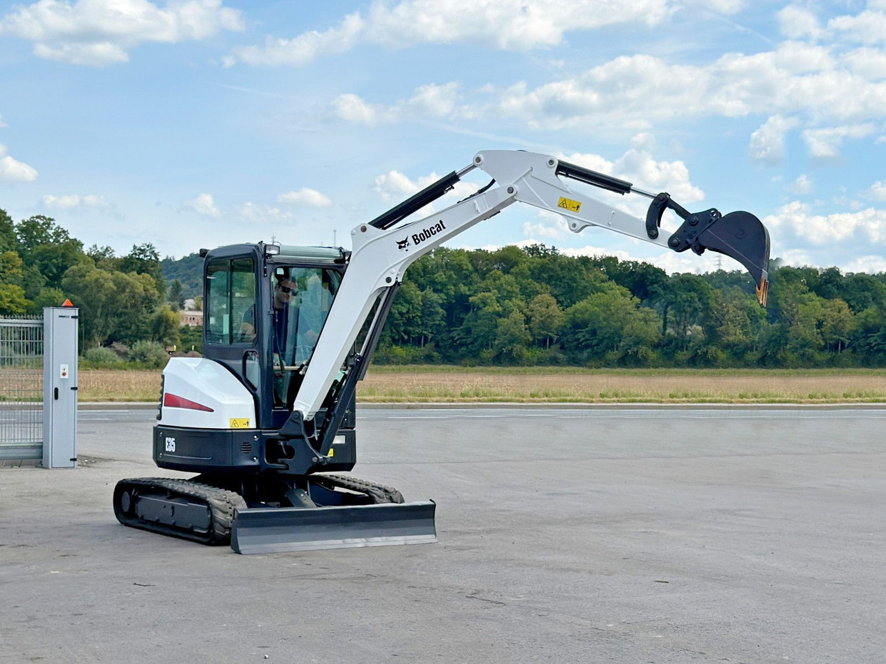 Bobcat E 35 * Raupenbagger * TOPZUSTAND - Bulldozer: picture 1 Bobcat E 35 * Raupenbagger * TOPZUSTAND - Bulldozer: picture 1
