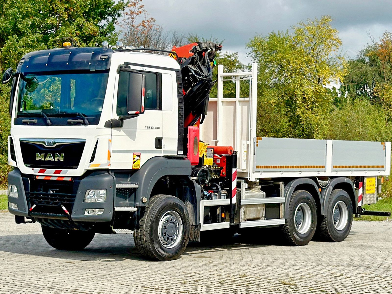 MAN TGS 33.480 * PK 33002-EH C + FUNK/6x6 * TOP - Crane truck: picture 3 MAN TGS 33.480 * PK 33002-EH C + FUNK/6x6 * TOP - Crane truck: picture 3