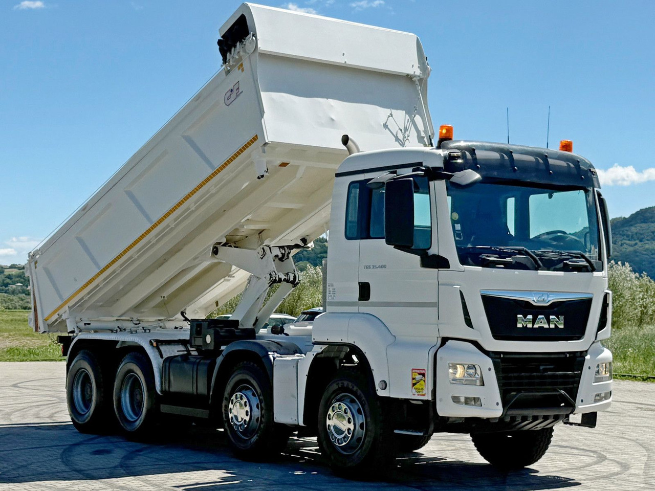 MAN TGS 35.400 KIPPER 6,00 m + BORDMATIC * 8x4 - Tipper: picture 4 MAN TGS 35.400 KIPPER 6,00 m + BORDMATIC * 8x4 - Tipper: picture 4