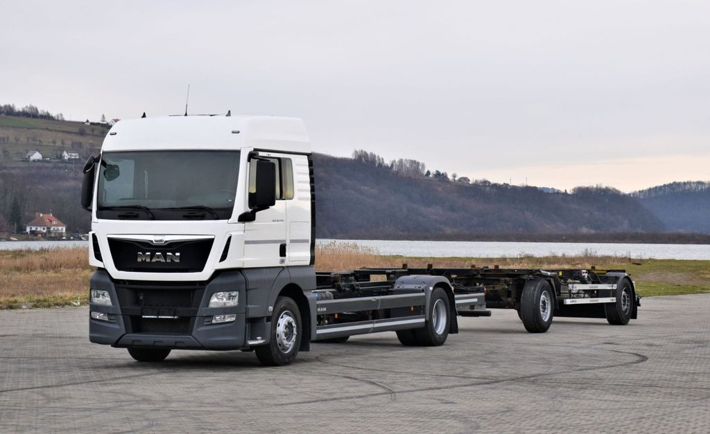 MAN TGX 18.440 Fahrgestell 7,00m + Anhänger 6,90m - Cab chassis truck, Crane truck: picture 2 MAN TGX 18.440 Fahrgestell 7,00m + Anhänger 6,90m - Cab chassis truck, Crane truck: picture 2