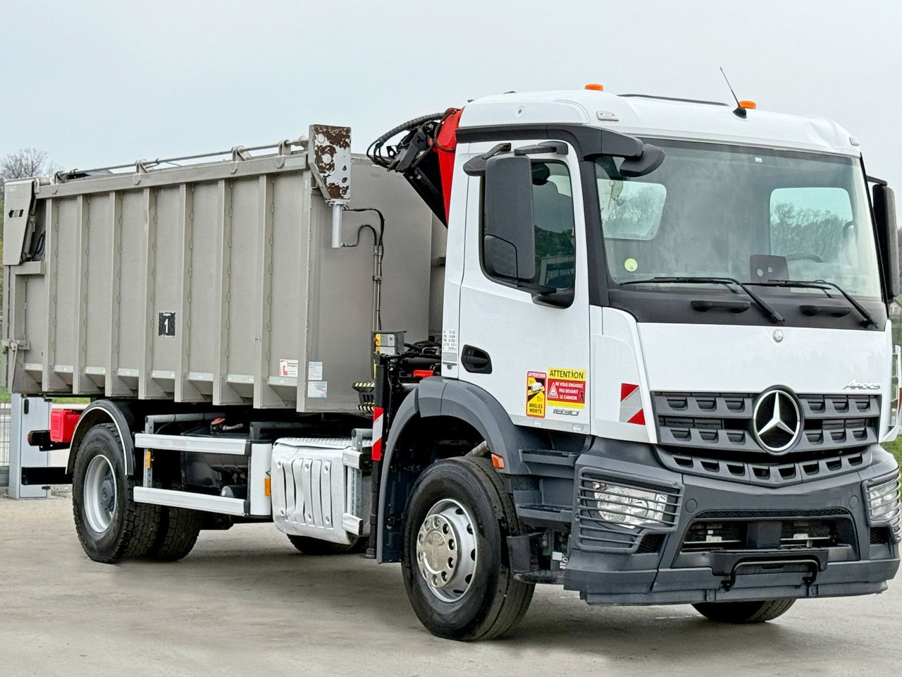 Mercedes-Benz AROCS 1830* KIPPER 5,00m * PK 7.501 SLD A + FUNK - Tipper, Crane truck: picture 4 Mercedes-Benz AROCS 1830* KIPPER 5,00m * PK 7.501 SLD A + FUNK - Tipper, Crane truck: picture 4