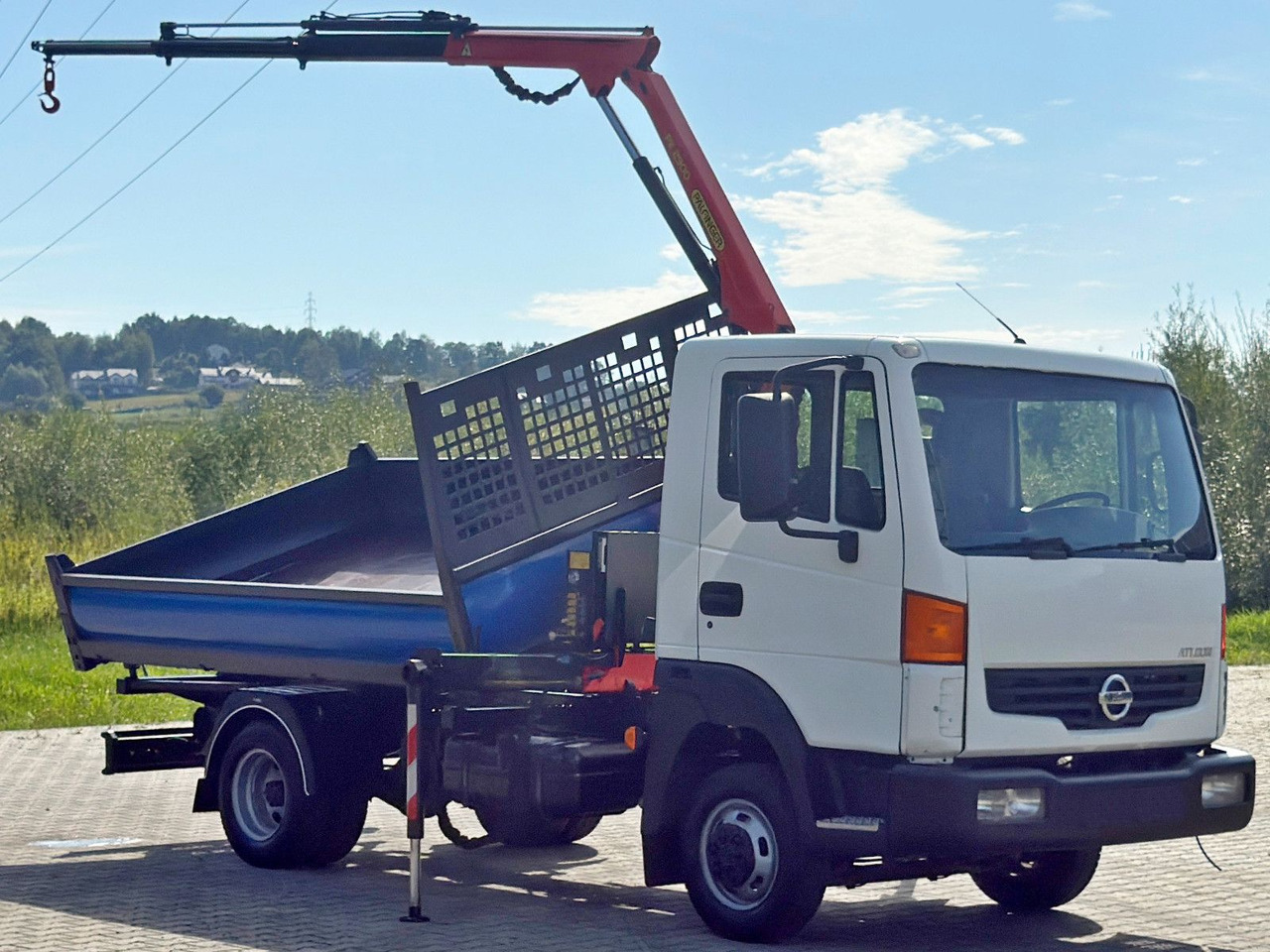Nissan ATLEON 35.15 + PK 2900 B* TOPZUSTAND - Crane truck, Tipper: picture 3 Nissan ATLEON 35.15 + PK 2900 B* TOPZUSTAND - Crane truck, Tipper: picture 3