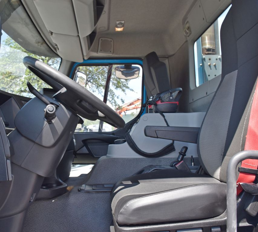 Crane truck, Dropside/ Flatbed truck Renault C 320 * PK 12002 EH A + FUNK * TOPZUSTAND Renault C 320 * PK 12002 EH A + FUNK * TOPZUSTAND: picture 9