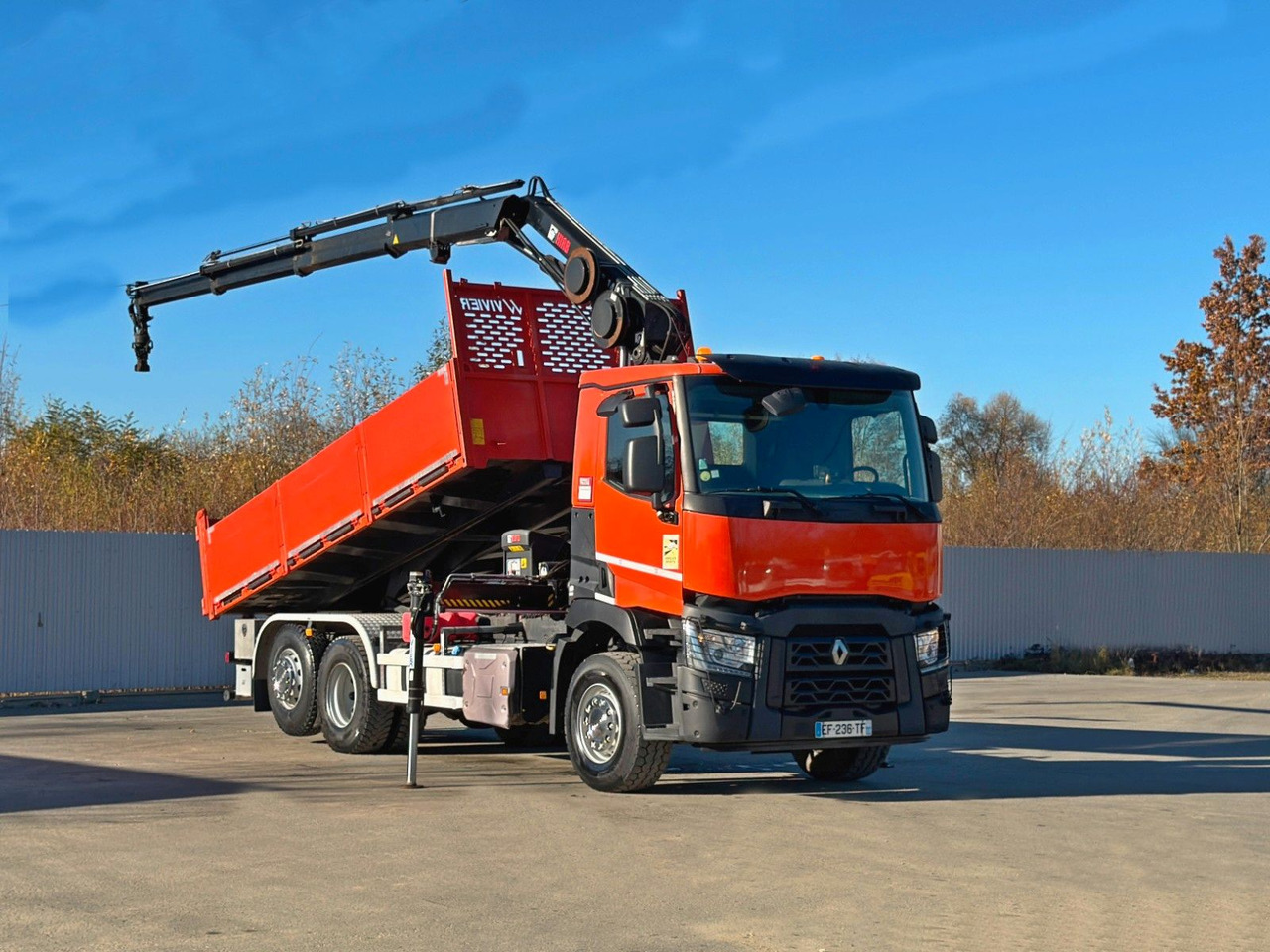 Renault C430 * HIAB 144 BS - 3 HIDUO+ FUNK/ 6x2 - Crane truck: picture 2 Renault C430 * HIAB 144 BS - 3 HIDUO+ FUNK/ 6x2 - Crane truck: picture 2