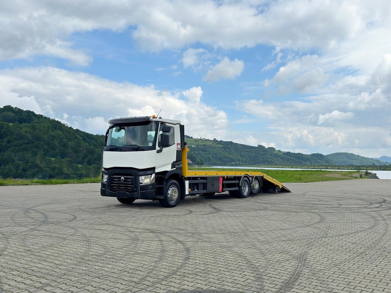 Renault T 430* ABSCHLEPPWAGEN 9,35 m * 6x4 - Tow truck: picture 1 Renault T 430* ABSCHLEPPWAGEN 9,35 m * 6x4 - Tow truck: picture 1