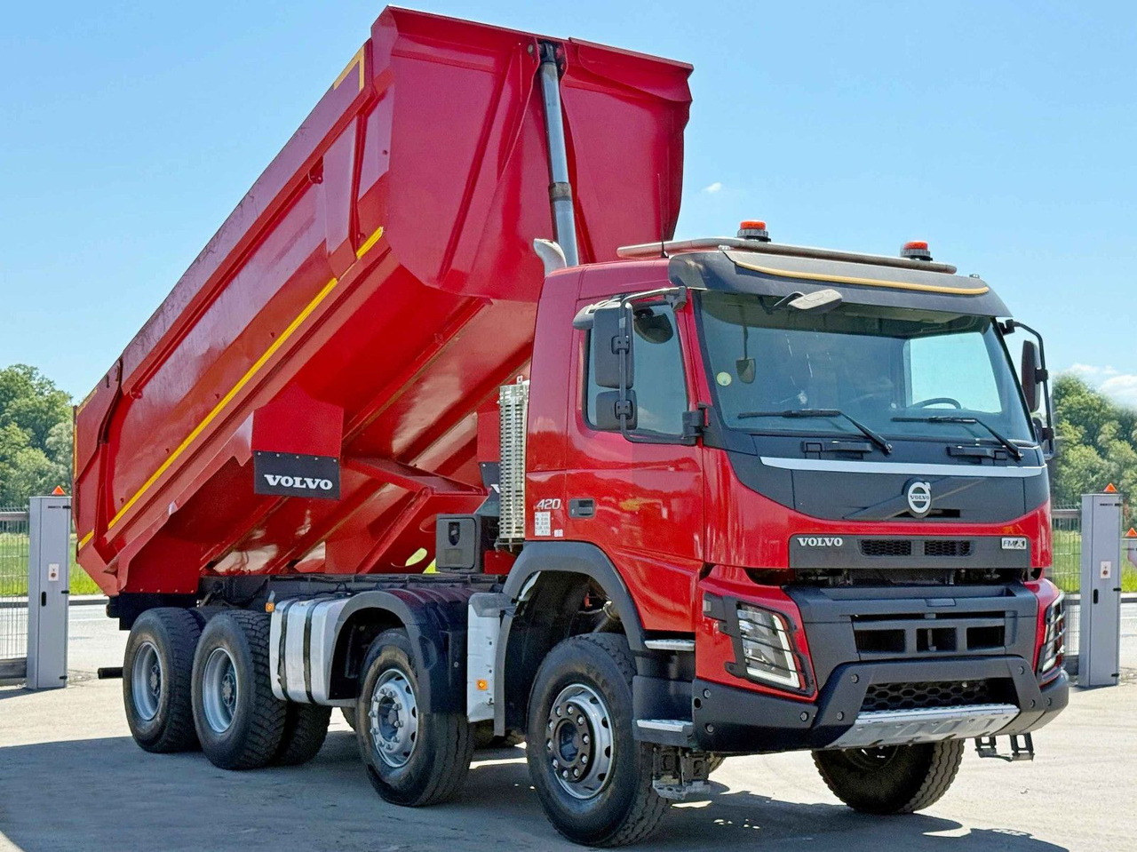Volvo FMX 420 Kipper * TOPZUSTAND / 8x4 ! - Tipper: picture 3 Volvo FMX 420 Kipper * TOPZUSTAND / 8x4 ! - Tipper: picture 3