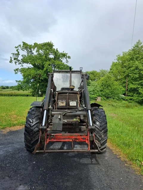 Massey Ferguson 399 c/w Loader - Farm tractor: picture 3 Massey Ferguson 399 c/w Loader - Farm tractor: picture 3